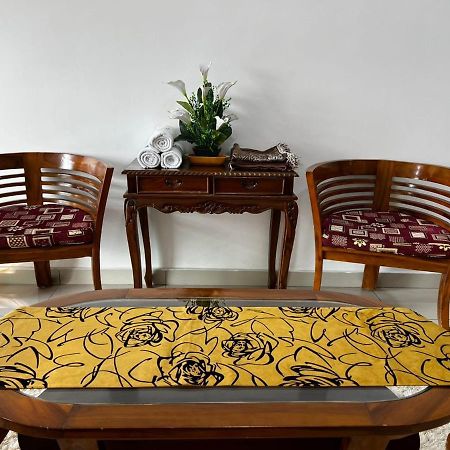 Ilsham Guest House @ Seroja Hills Bbst Sepang Esterno foto