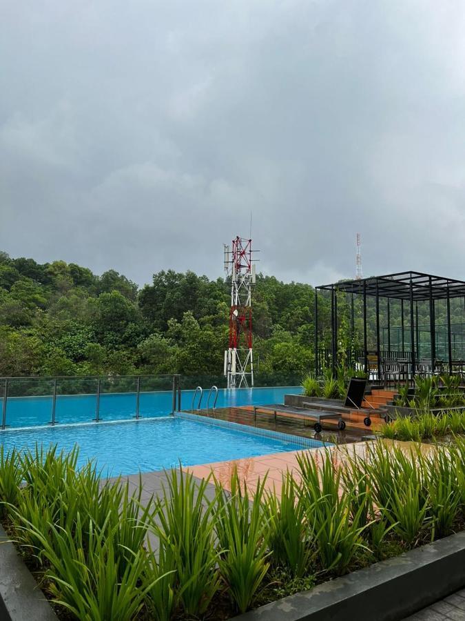 Ilsham Guest House @ Seroja Hills Bbst Sepang Esterno foto