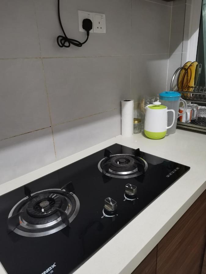 Ilsham Guest House @ Seroja Hills Bbst Sepang Esterno foto