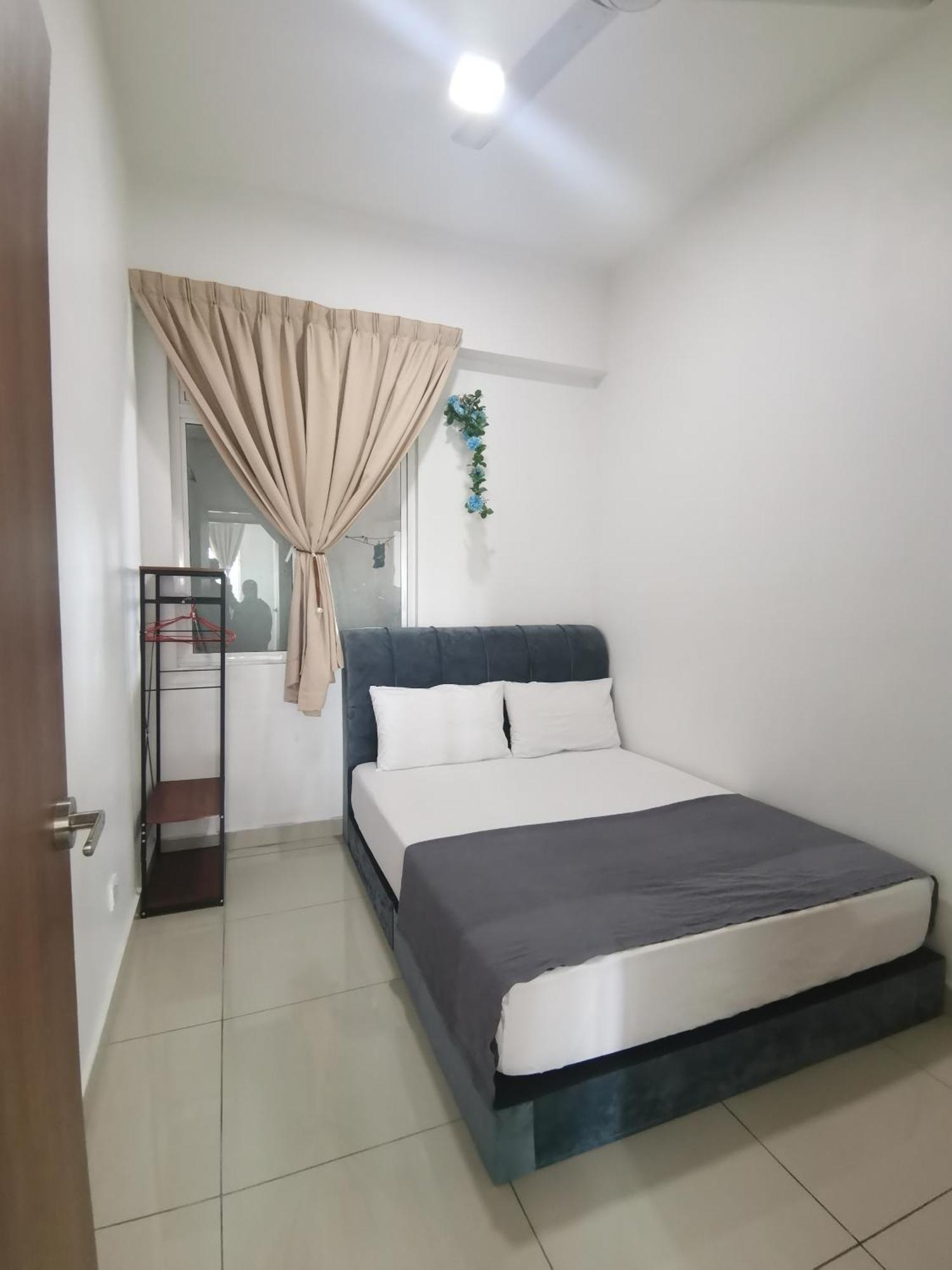 Ilsham Guest House @ Seroja Hills Bbst Sepang Esterno foto